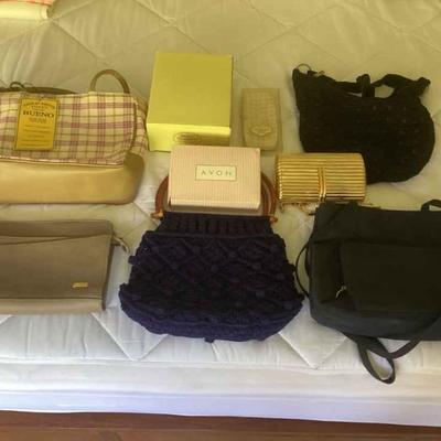 LLS051- Assorted Handbags