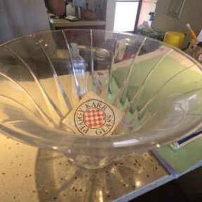 LLS039 Misc Platters, Baskets, Glassware & Kitchen Items