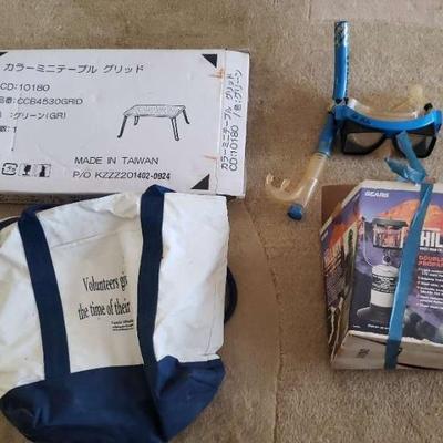 LLS118 LP-GAS Camping Lantern, Mask & Snorkel, Carry Bag, Small Folding Table