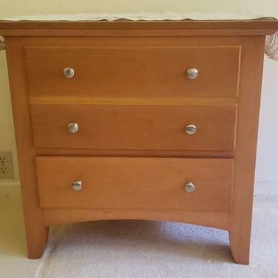 LLS091 Wooden End Table/Dresser