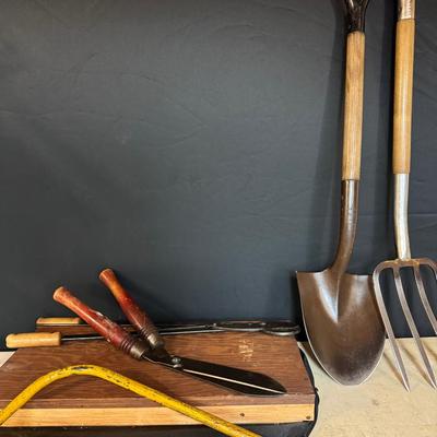 Lawn Care Set — Trimmers, Clippers, Shovel And More