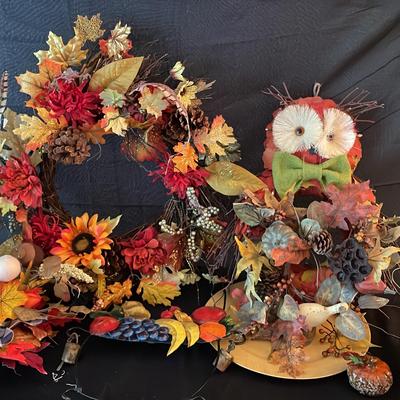 Fall Harvest Seasonal Decorations Wreathes, Table Top, Wind chime 