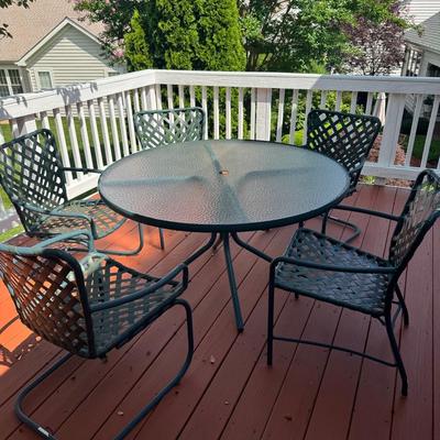 Brown Jordan Outdoor Dining Set