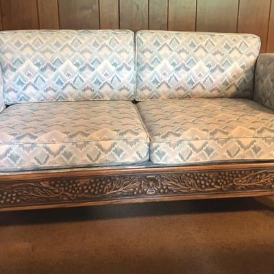 Romweber Viking Oak “Grapevine” Upholstered Loveseat