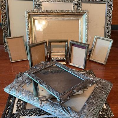 Vintage Style Picture Frame Grouping (12)
