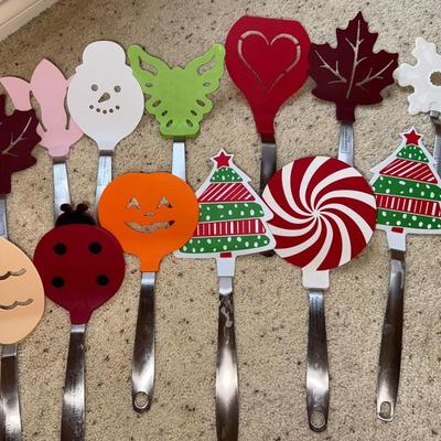 Festive Spatulas 