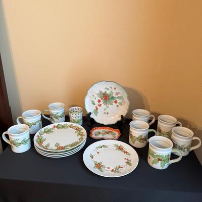 Lovely Hand Painted Holly Dishes