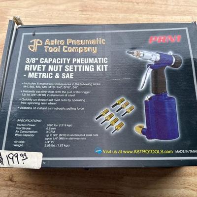 Sale Photo Thumbnail #941