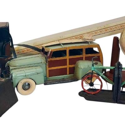 Travel Decor & Bushnell Binoculars