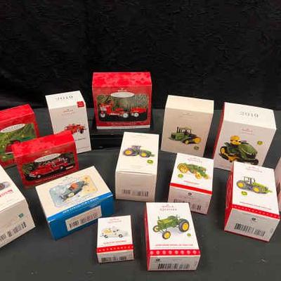 Sh321 keepsake ornaments tractors and trucks