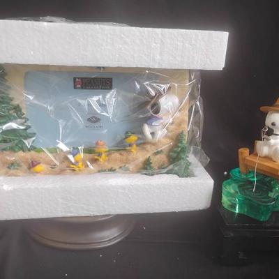 Sh449 peanuts collection figurine