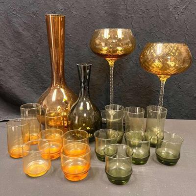 Sh456 green and amber glassware