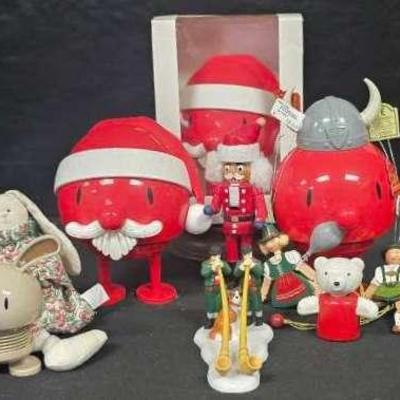 Sh318 hoptimist collection and vintage hand made figurines
