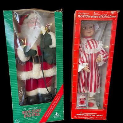 Christmas Santa & Mrs Claus 24in Indoor Decor