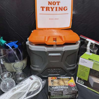 Lot: 116 Miscellaneous Household Items (see description )