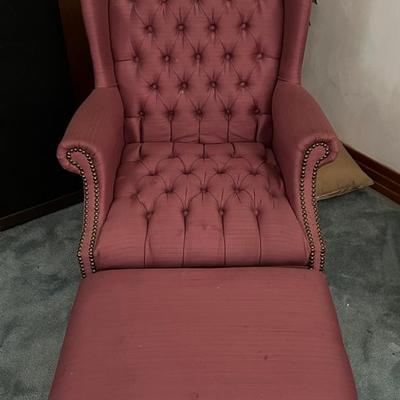 Lot 314: Mauve Tufted Armchair with Footstool