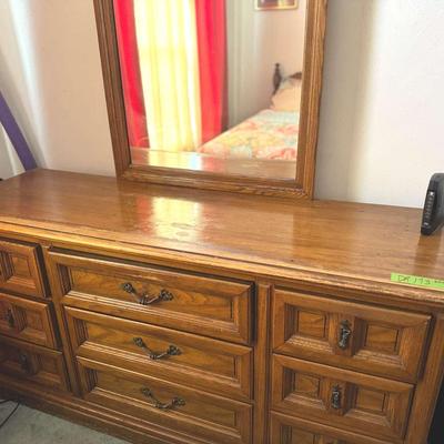 Lot 173: Dixie Furniture….Nine Drawer Dresser 