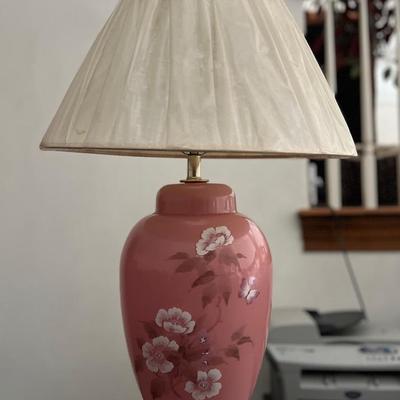 Lot 313: Vintage Pink Floral Ceramic Table Lamp with Shade
