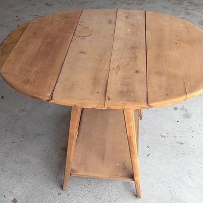 Round Drop Leaf Table 