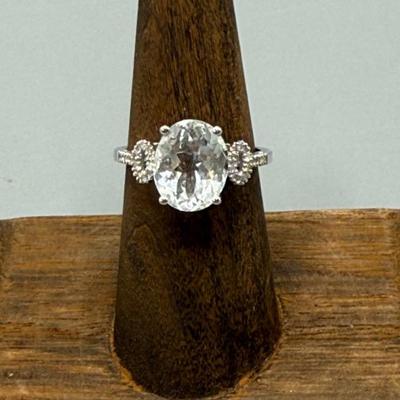 14k White Gold Ring With Aqua Stone 