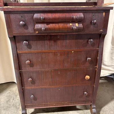 Vintage Chest Of Drawers With Mirror 