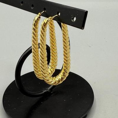 14k Yellow Gold Twist Earrings 