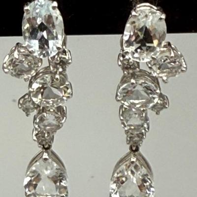 14k White Gold And Crystal Earrings 