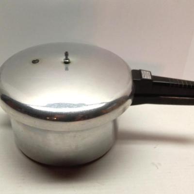 Pressure Cooker 