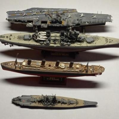 Lot Of Ship Models