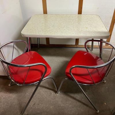 Kids Table And Chairs (2)