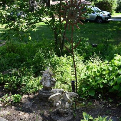 1047 front yard