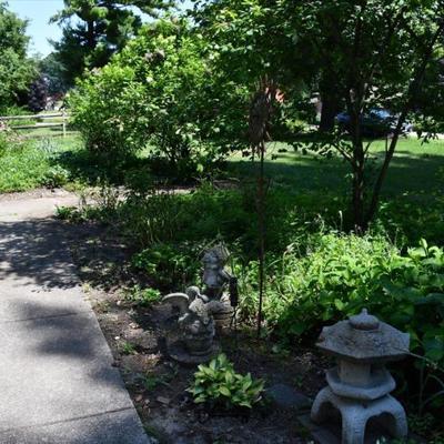 1045 front yard
