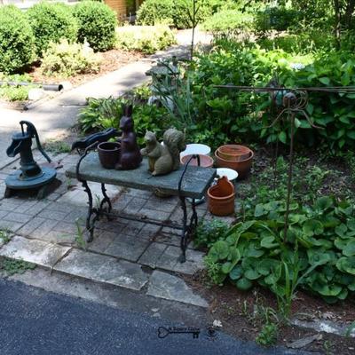 1039 front yard