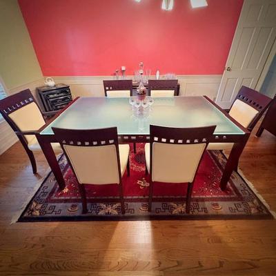Modern glass table and matching 6 chairs
