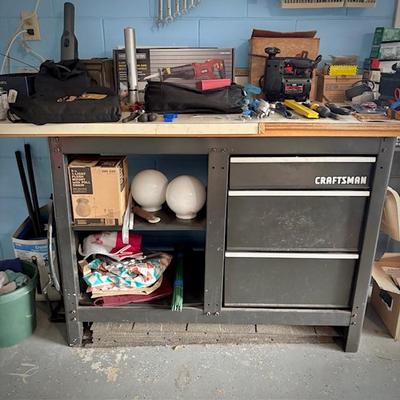 Craftsman tool work bench