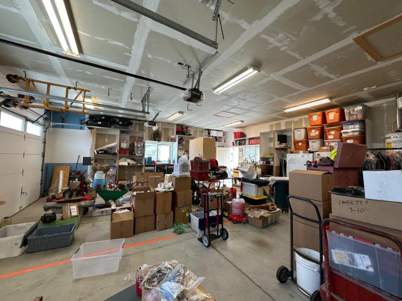 Sale Photo Thumbnail #19