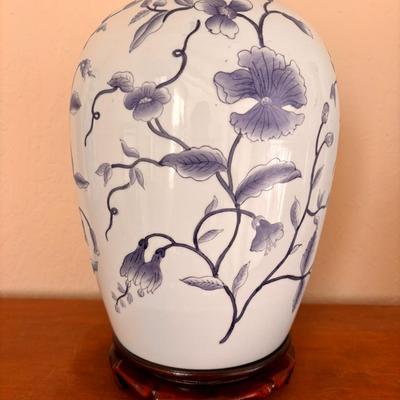 Hand Painted Chinese Porcelain Vases