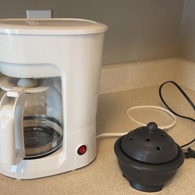 12 Cup Coffee Maker and Potpourri Warmer