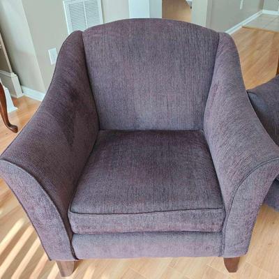 Broyhill Eggplant Chair 