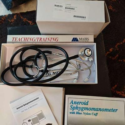 Teaching Stethoscope With Blood Pressure Cuff