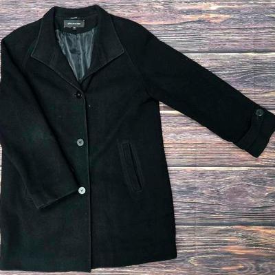 Keepin up with "Jones New York" with this staple black pea coat!