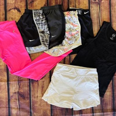 Youth Active Wear: “Nike”