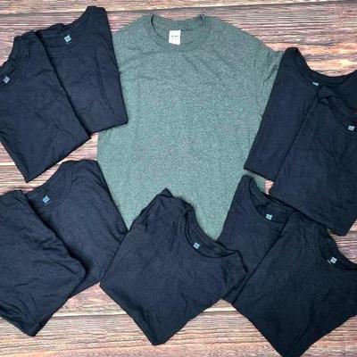 "Gildan" and "Hanes" T-shirts