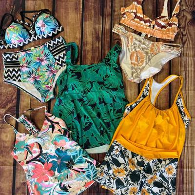 Women’s Swimsuits: “Aerie,” “Raisins,” & More  