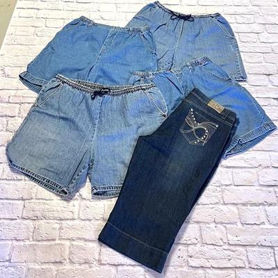 Plus Size Women’s Elastic Jorts and “N&Y” Capris