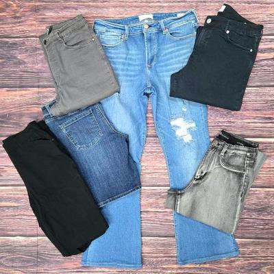 "Renuar," "FDJ," "Dear John," and "Maurices" Bottoms