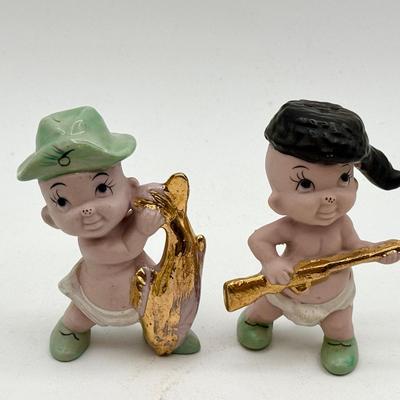 Freeman McFarlin Baby Sportsman Salt & Pepper Shakers 