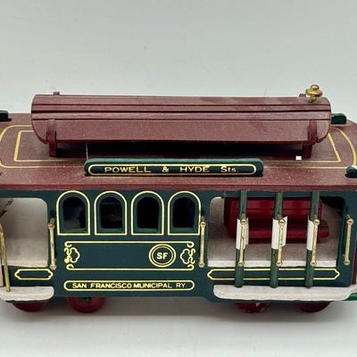 San Francisco Cable Car music box
