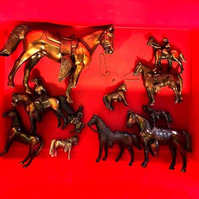 Metal Horse Collection 