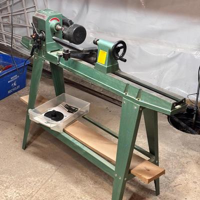 Central Machinery Rev Head Lathe 